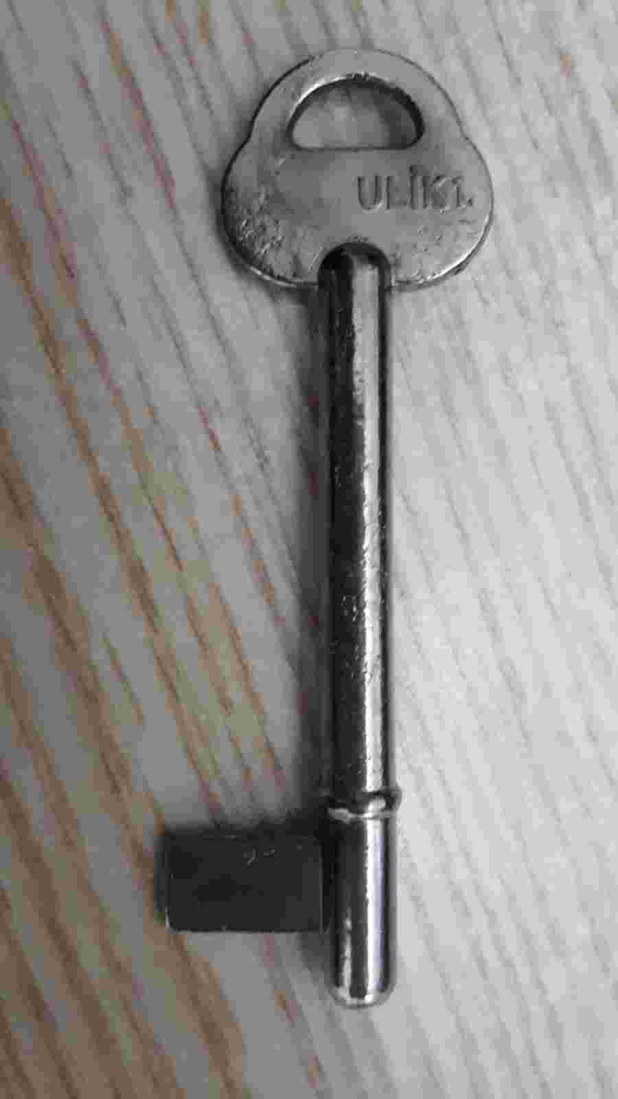 izmir Esendere anahtarcı